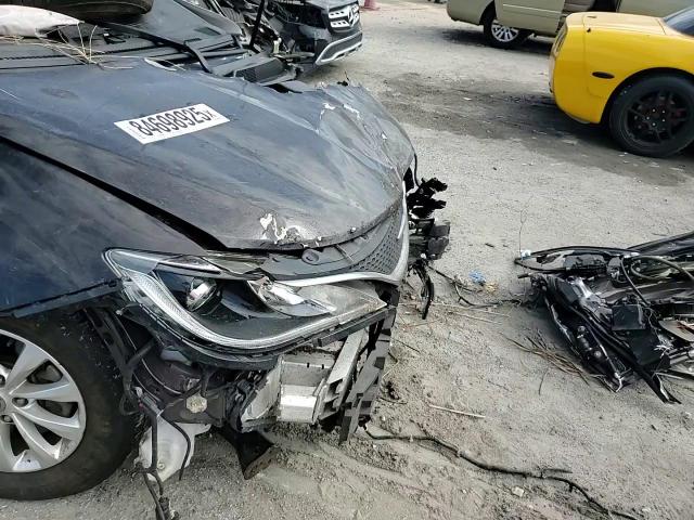 2018 Chrysler Pacifica Touring L VIN: 2C4RC1BG5JR236245 Lot: 84698925