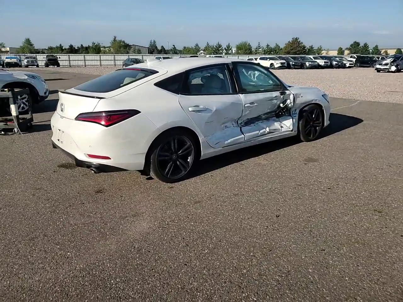 Фото: 19UDE4H65PA013495