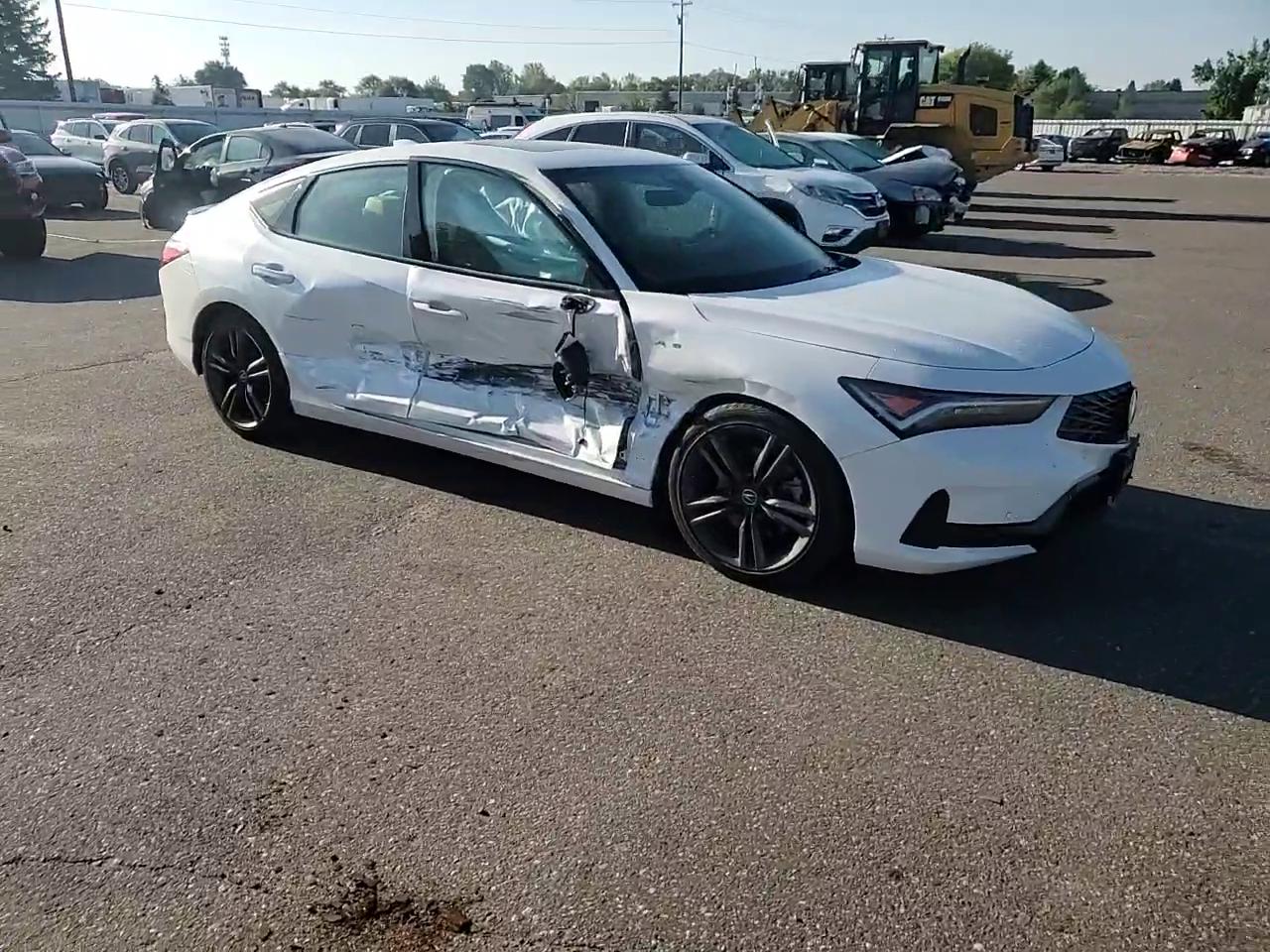 Фото: 19UDE4H65PA013495