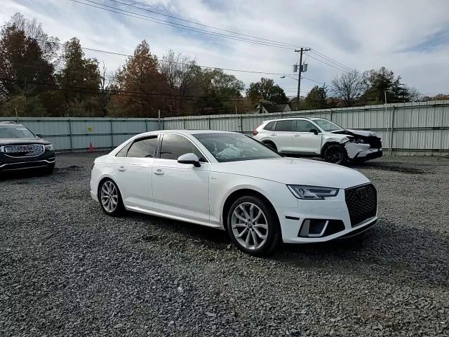 2019 Audi A4 Premium Plus VIN: WAUENAF40KN005869 Lot: 90417515