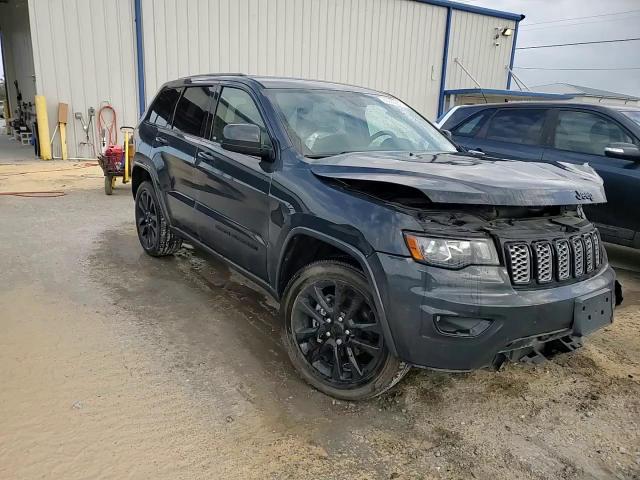 2018 Jeep Grand Cherokee Laredo VIN: 1C4RJEAGXJC181749 Lot: 85292285