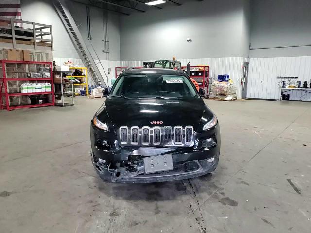 2017 Jeep Cherokee Latitude VIN: 1C4PJMCS9HW546093 Lot: 89693285