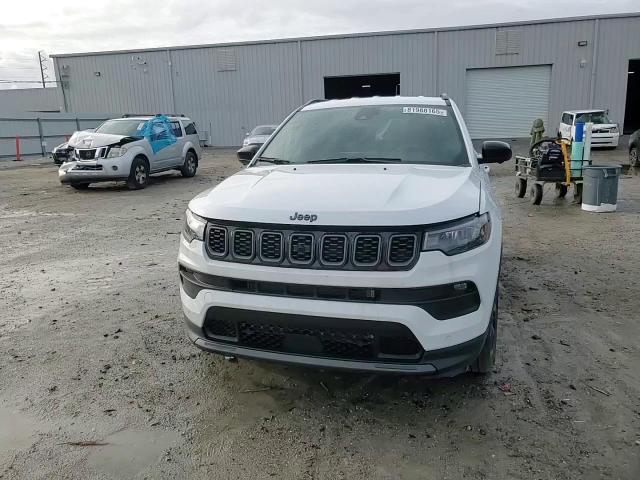 2025 Jeep Compass Latitude VIN: 3C4NJDBNXST527083 Lot: 81988165