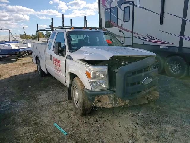 2013 Ford F350 Super Duty Utility / Service Truck VIN: 1FD7X3E61DEB46971 Lot: 87002335