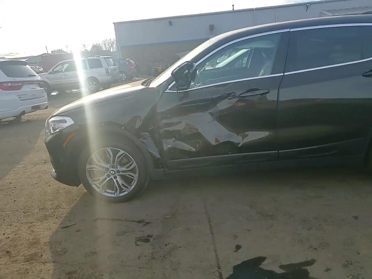 Фото: WBXYJ1C00L5R00778