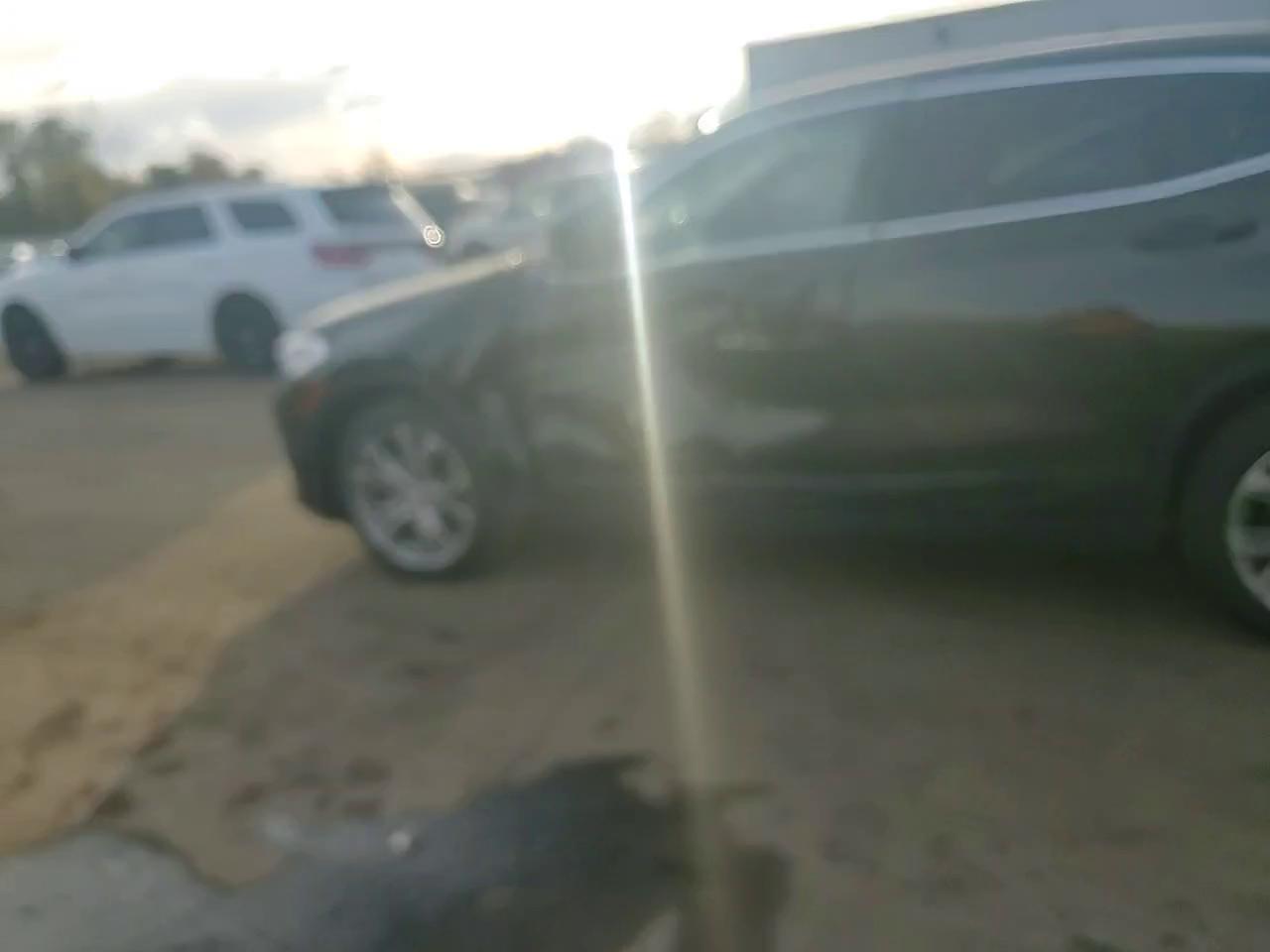 Фото: WBXYJ1C00L5R00778