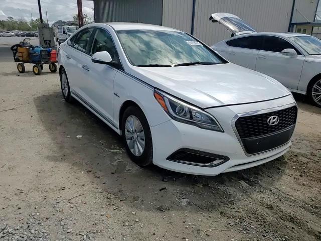 2016 Hyundai Sonata Hybrid VIN: KMHE24L16GA041485 Lot: 85714375