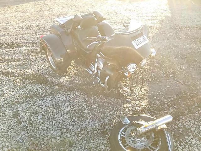 2018 Harley-Davidson Flhtcutg Tri Glide Ultra VIN: 1HD1MAD18JB851100 Lot: 85124065