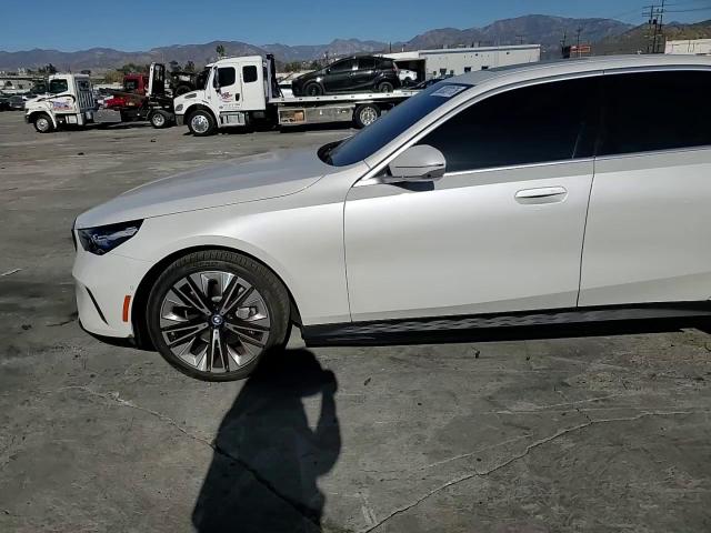 2024 BMW I5 Edrive 40 VIN: WBY33FK05RCS02265 Lot: 90030175