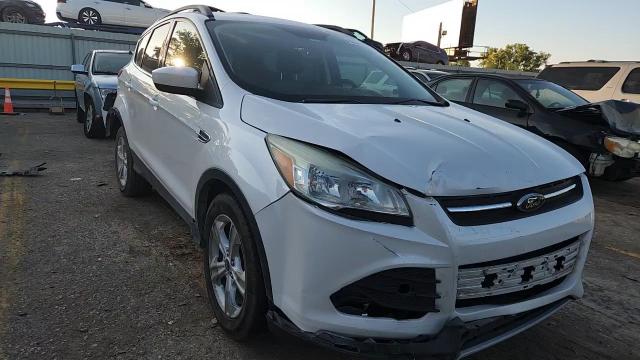 2016 Ford Escape Se VIN: 1FMCU0GX4GUB23383 Lot: 85841175