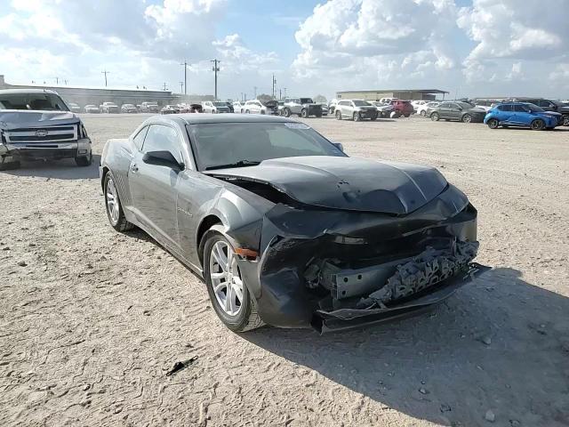 2015 Chevrolet Camaro Ls VIN: 2G1FB1E30F9311657 Lot: 82307135