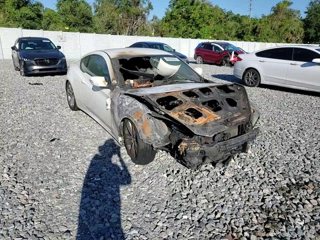 2010 Hyundai Genesis Coupe 2.0T VIN: KMHHT6KD1AU040588 Lot: 86854365