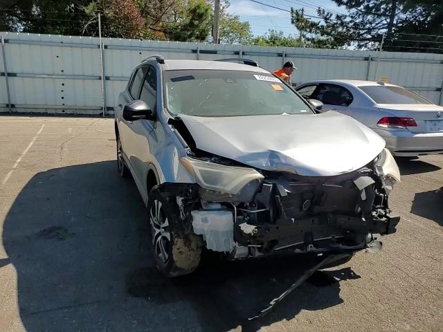 2017 Toyota Rav4 Le VIN: 2T3ZFREV5HW317603 Lot: 82204865