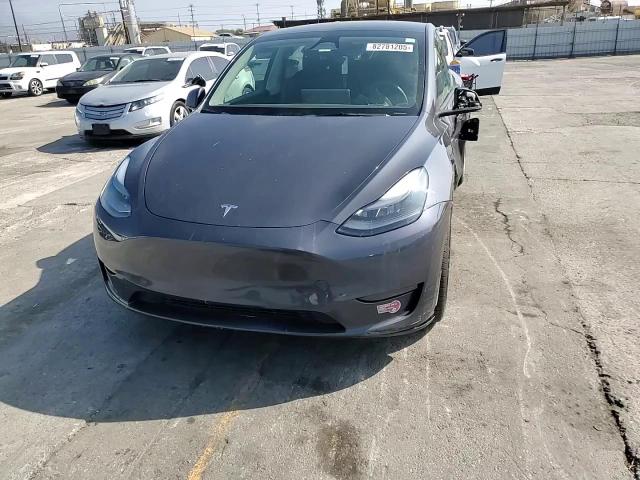 2023 Tesla Model Y VIN: 7SAYGDEE6PF850627 Lot: 82781205