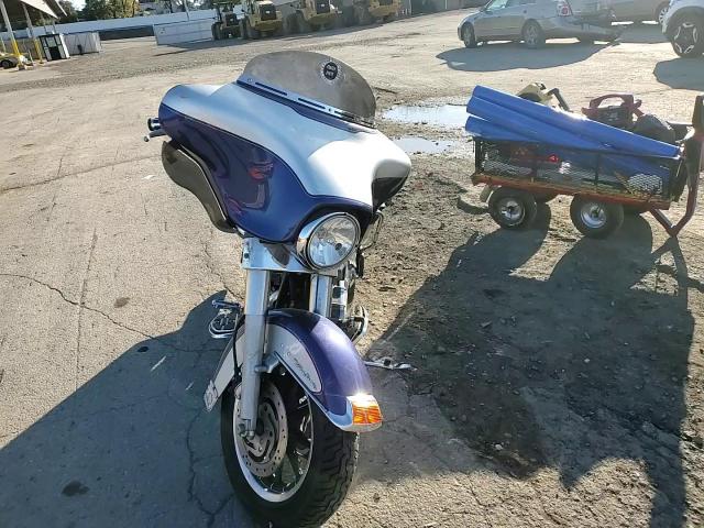 2006 Harley-Davidson Flhtcui VIN: 1HD1FCW176Y607171 Lot: 94629395
