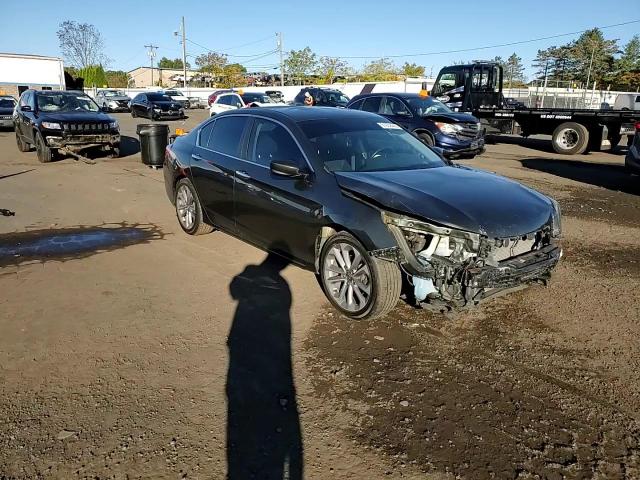 2015 Honda Accord Sport VIN: 1HGCR2F52FA110439 Lot: 81932445