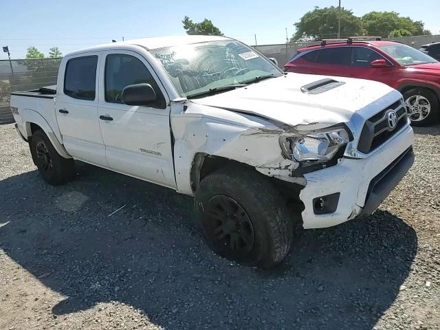 2015 Toyota Tacoma Double Cab VIN: 5TFLU4EN8FX121436 Lot: 82009635