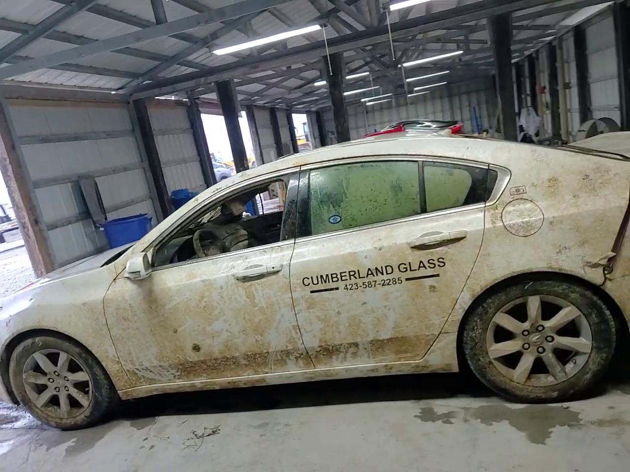 Фото: 19UUA8F25CA034036