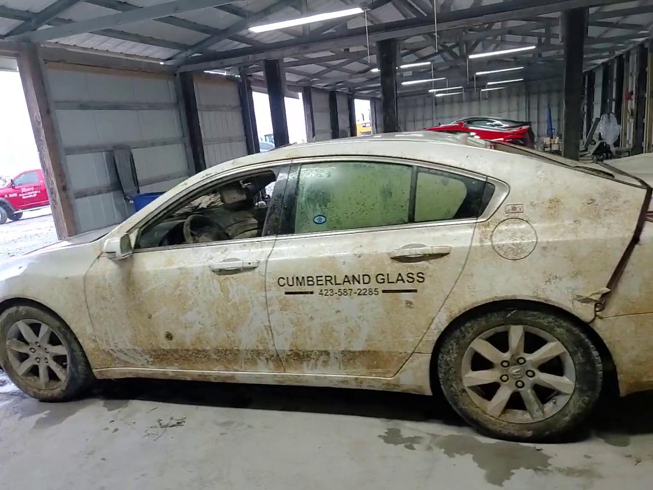 Фото: 19UUA8F25CA034036