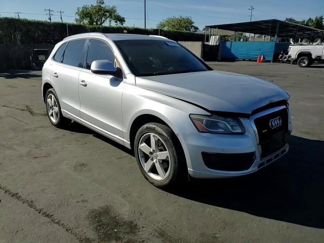 2010 Audi Q5 Premium Plus VIN: WA1LKAFP8AA030533 Lot: 90941205