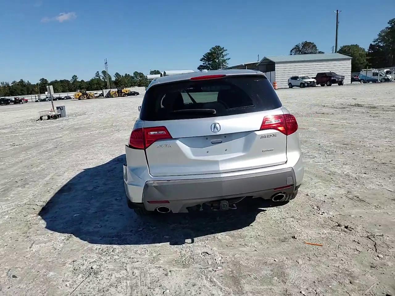 Фото: 2HNYD282X9H526177