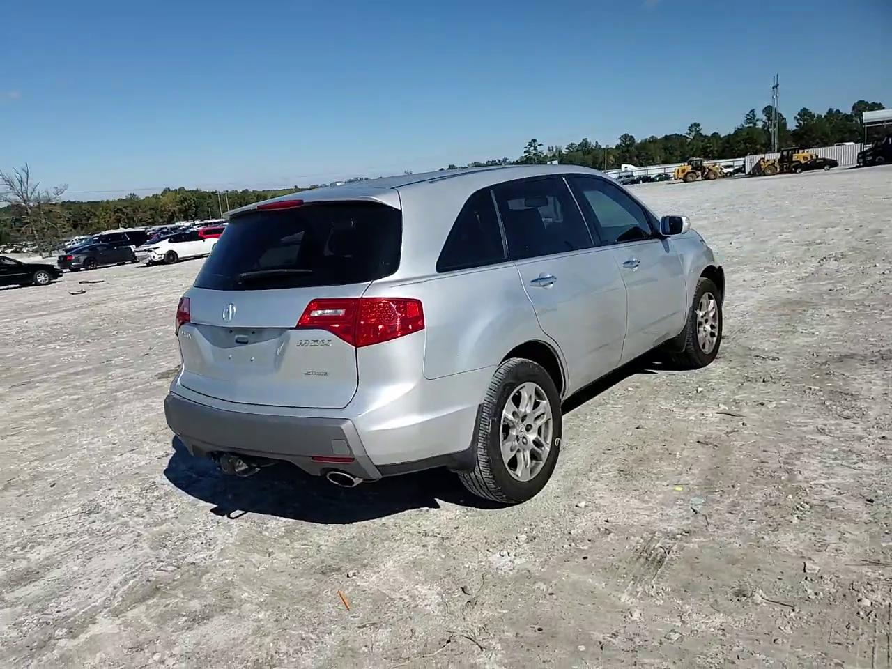 Фото: 2HNYD282X9H526177