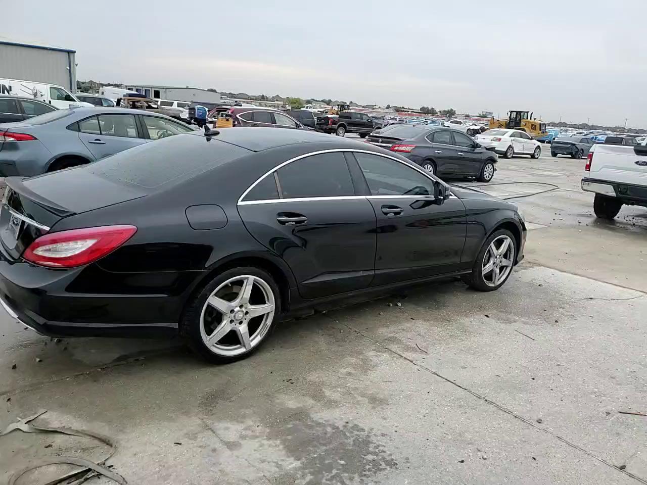 Фото: WDDLJ7DB5CA044501