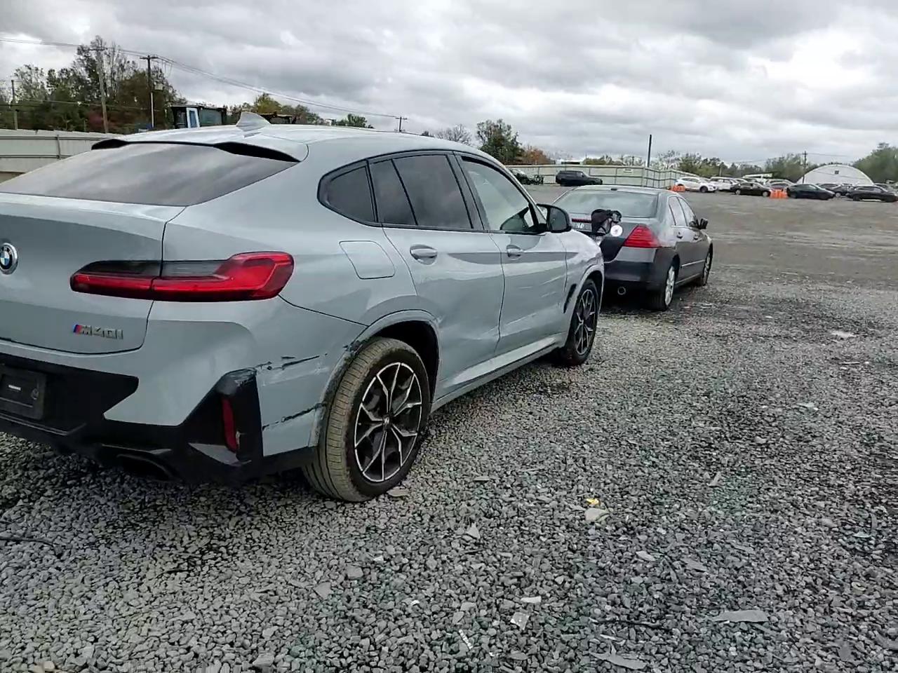 Фото: 5UX43DT0XN9L49924