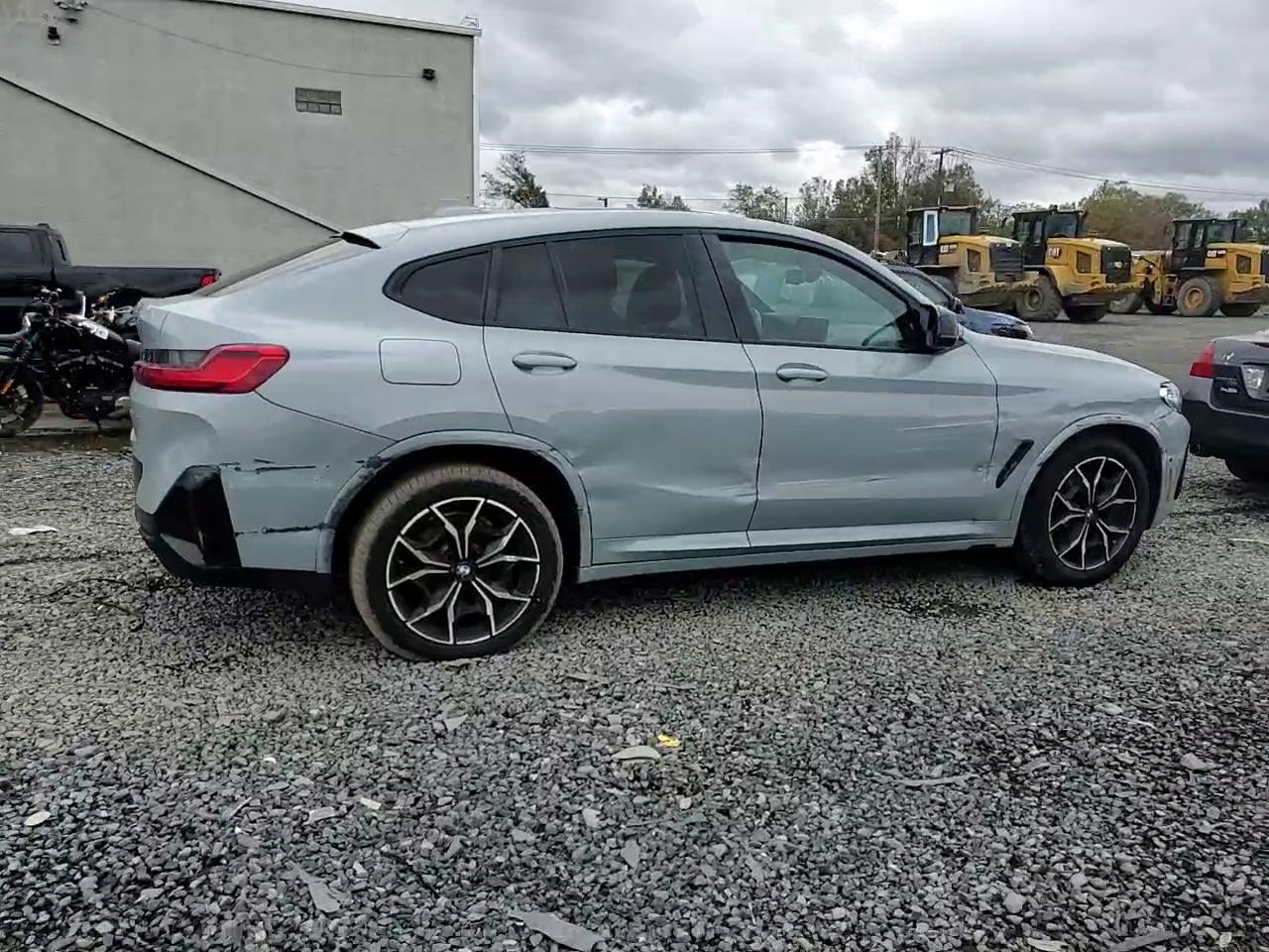 Фото: 5UX43DT0XN9L49924