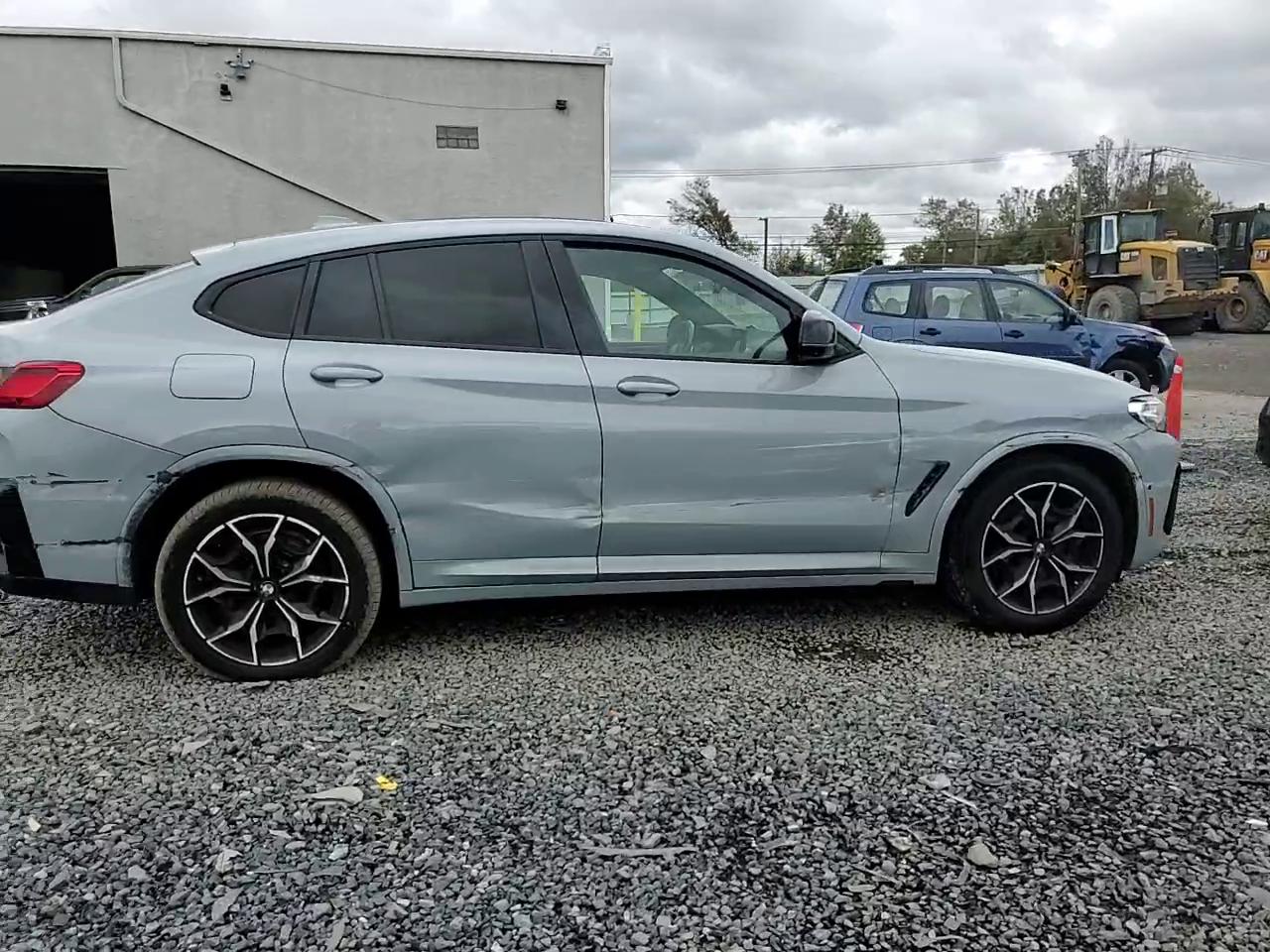 Фото: 5UX43DT0XN9L49924