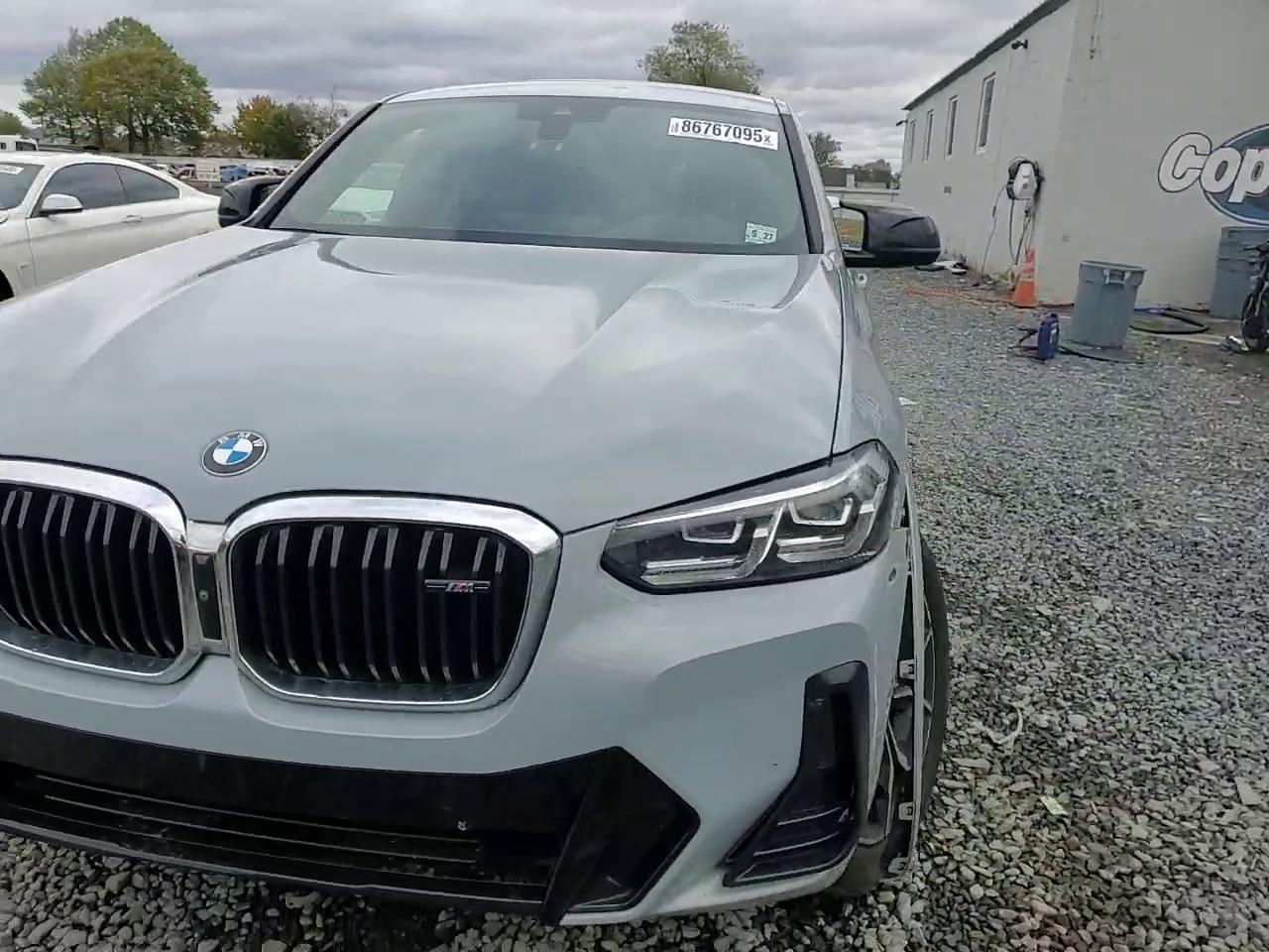 Фото: 5UX43DT0XN9L49924