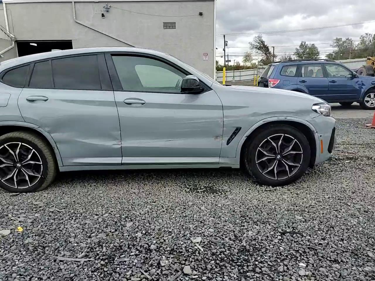 Фото: 5UX43DT0XN9L49924