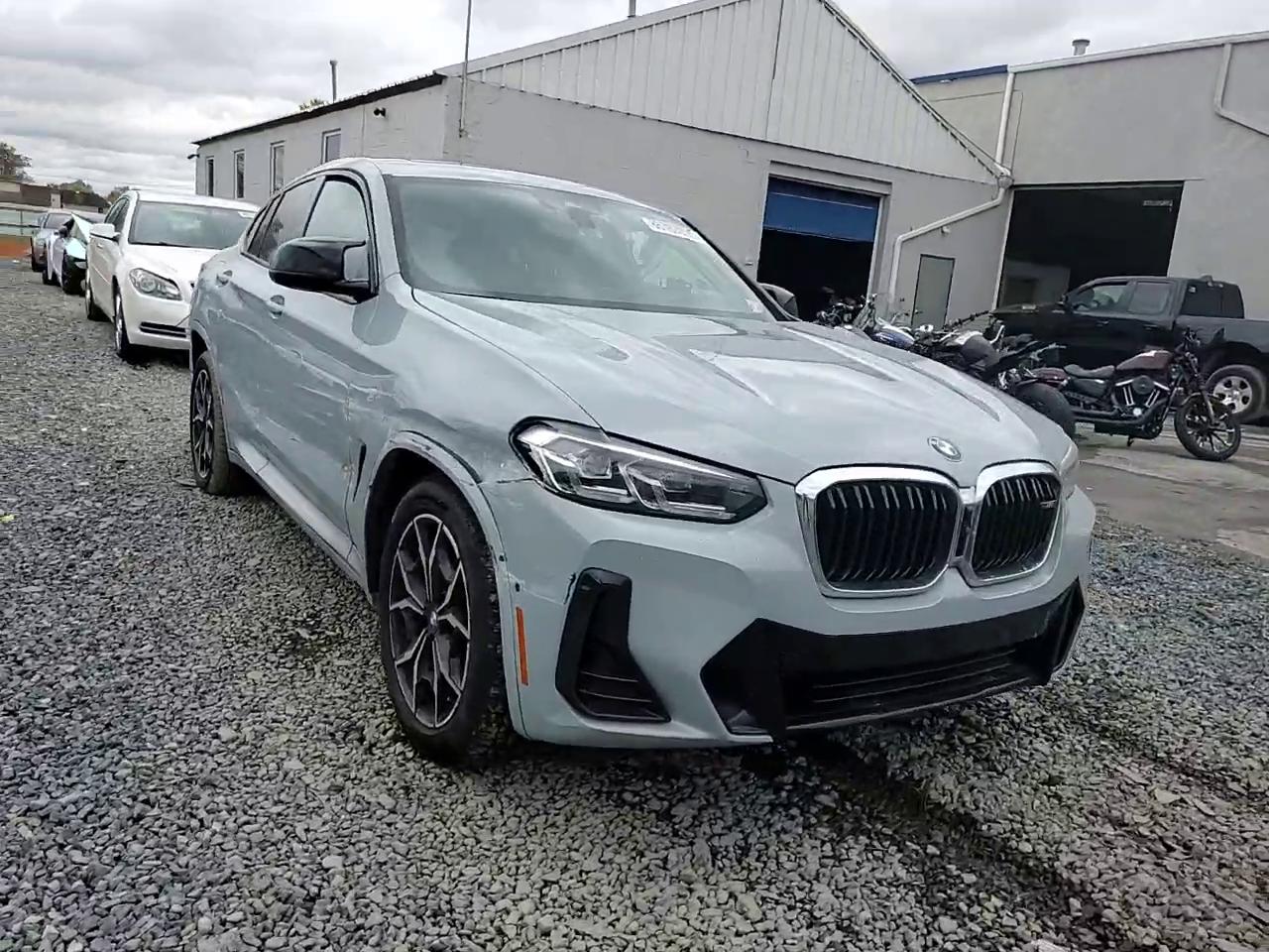 Фото: 5UX43DT0XN9L49924