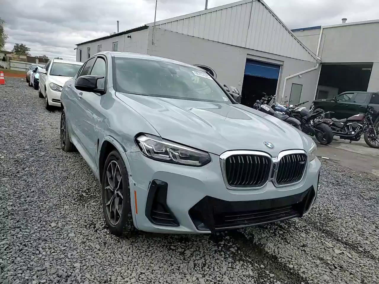 Фото: 5UX43DT0XN9L49924