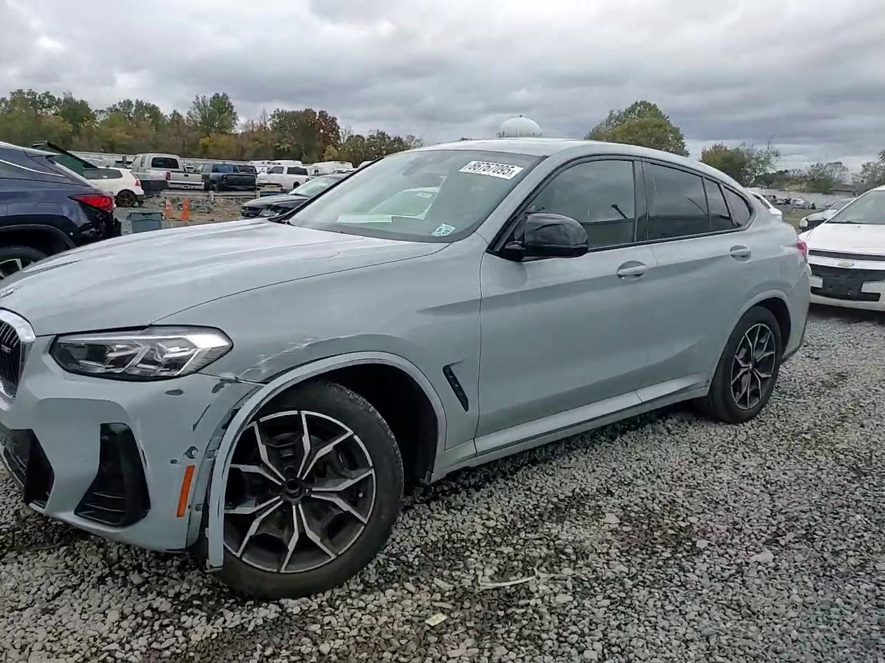 Фото: 5UX43DT0XN9L49924