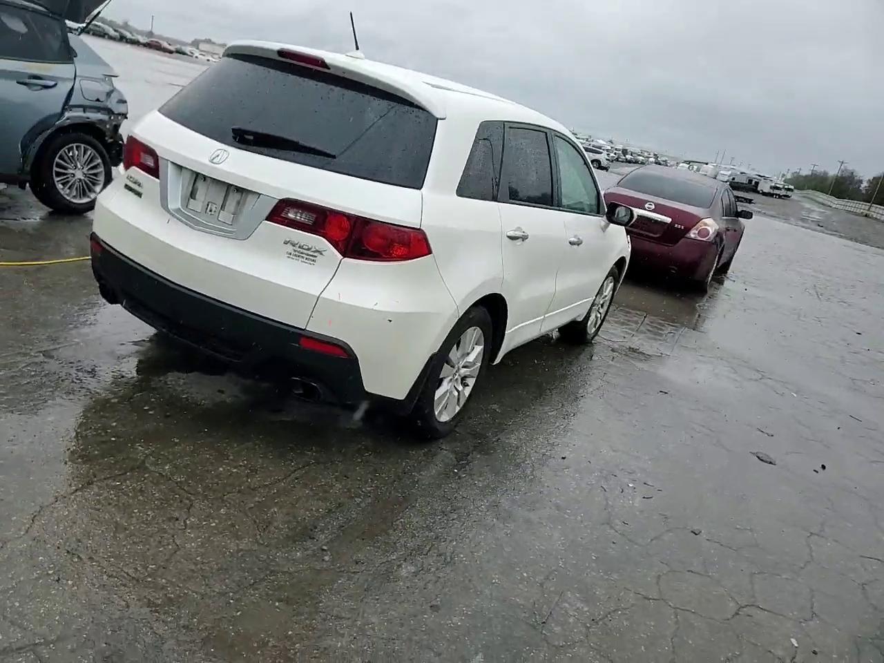 Фото: 5J8TB2H22AA004136