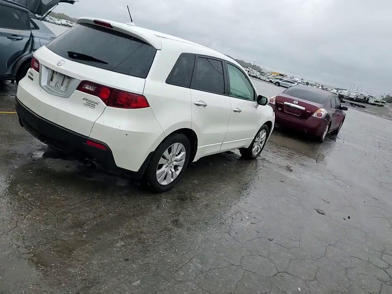 Фото: 5J8TB2H22AA004136