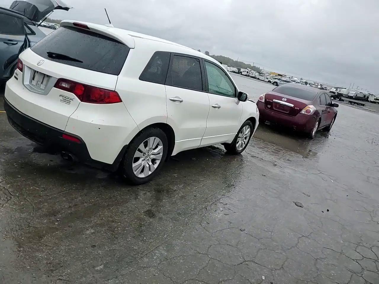 Фото: 5J8TB2H22AA004136