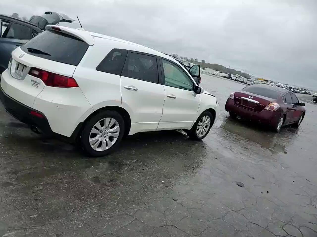 Фото: 5J8TB2H22AA004136