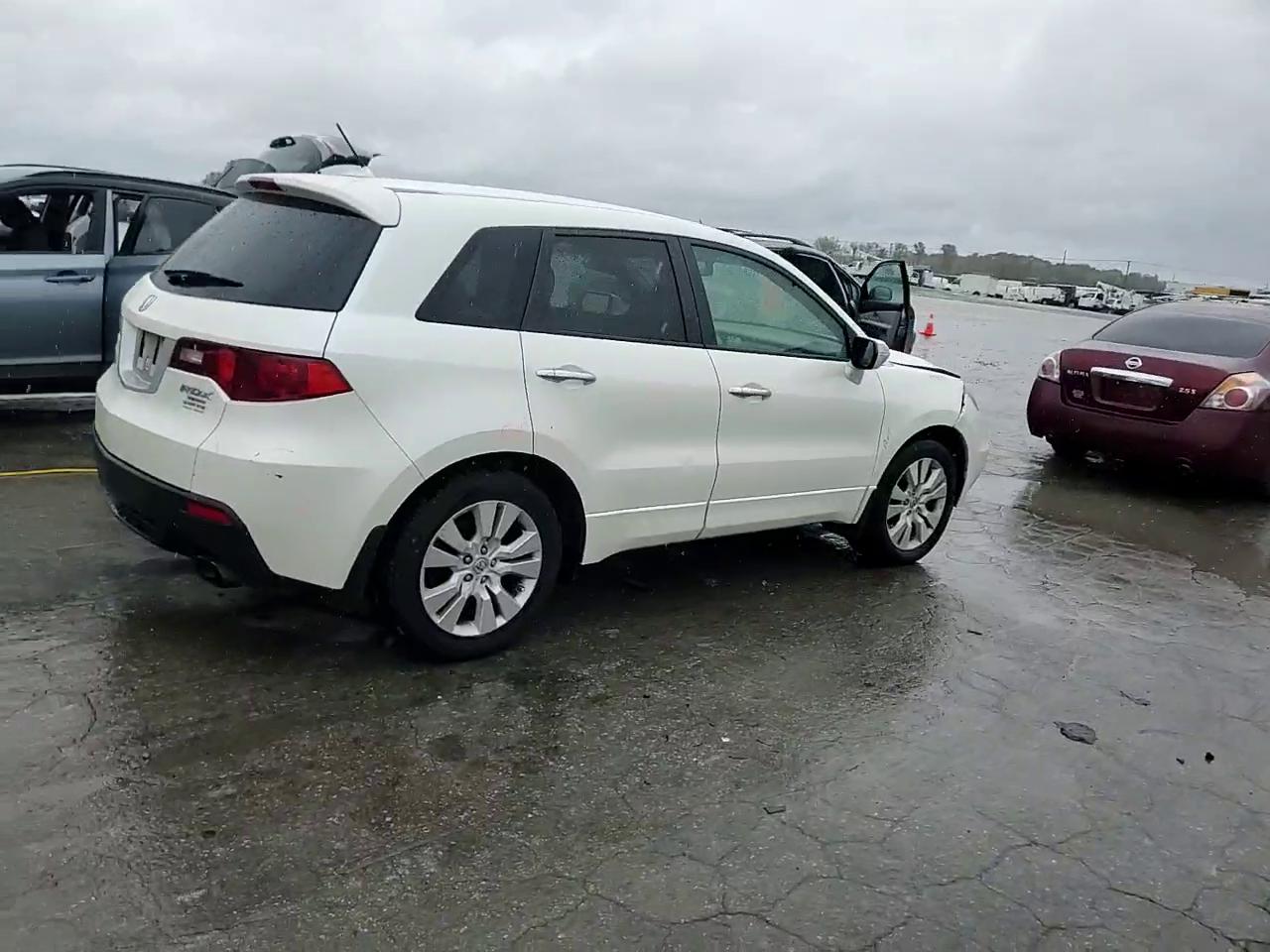 Фото: 5J8TB2H22AA004136