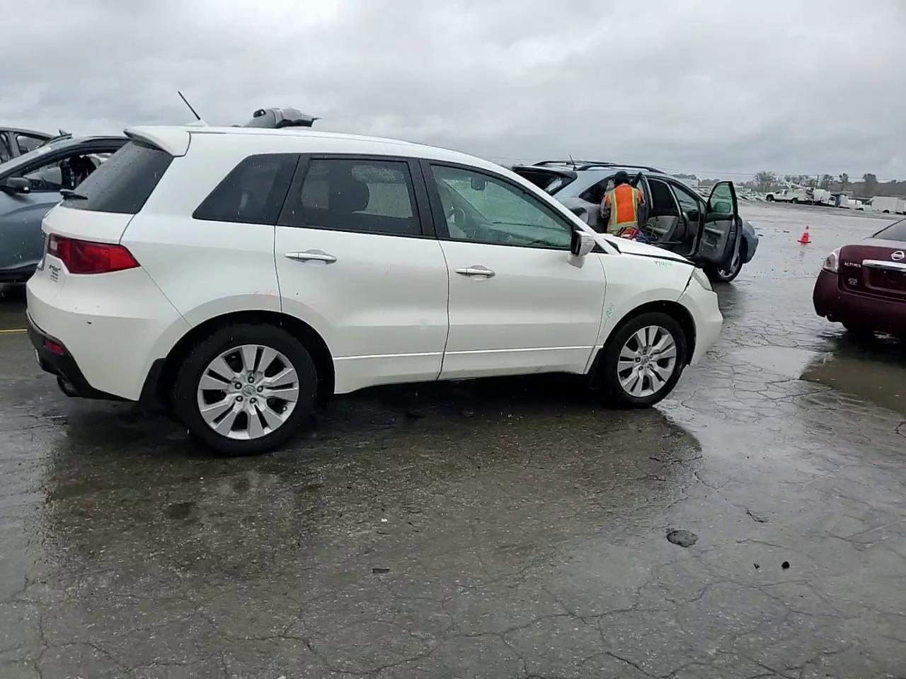 Фото: 5J8TB2H22AA004136