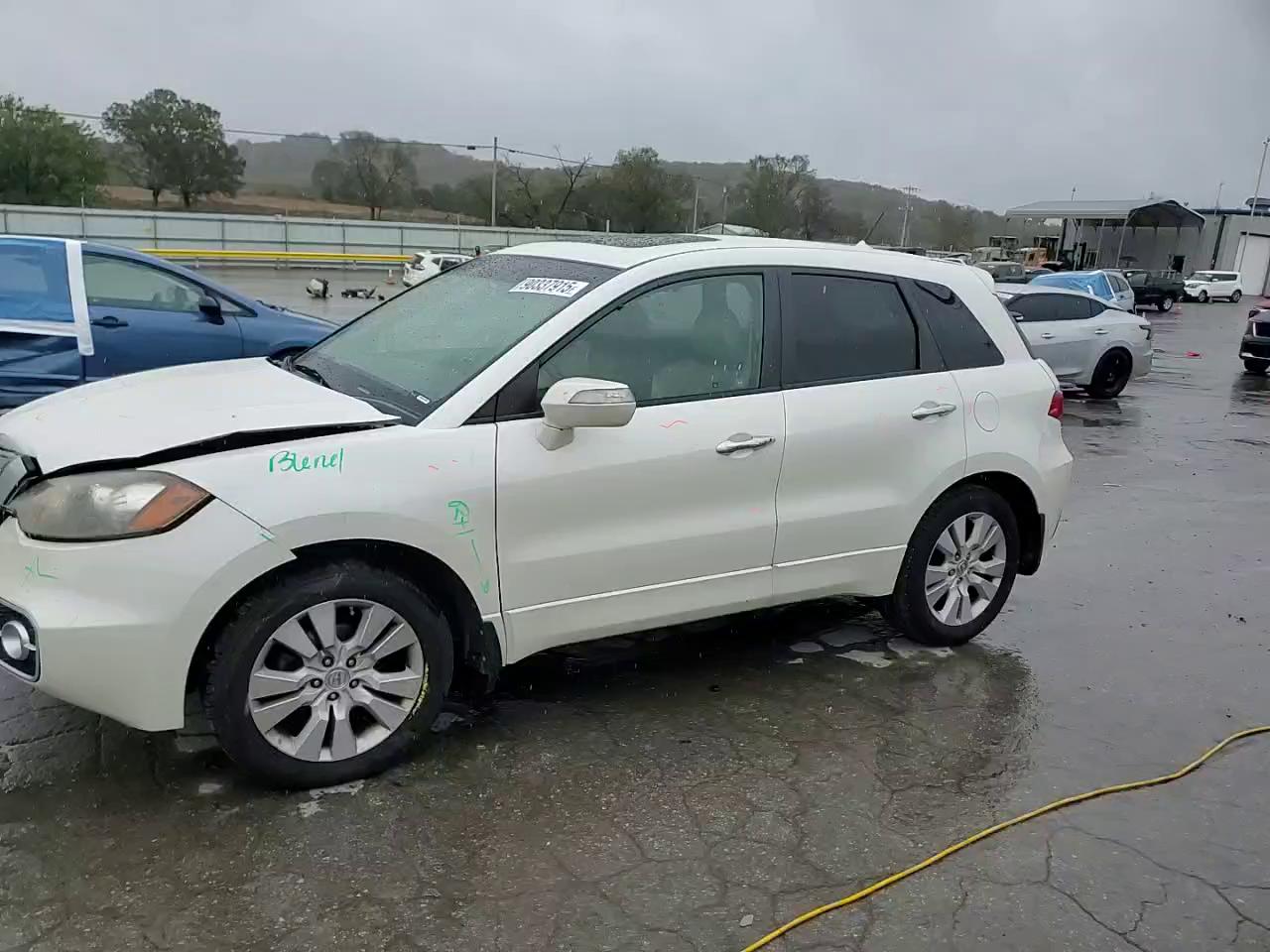 Фото: 5J8TB2H22AA004136