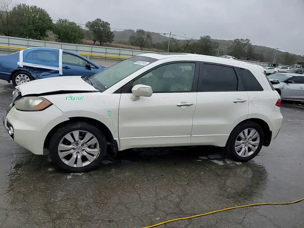 Фото: 5J8TB2H22AA004136