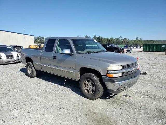 2000 Chevrolet Silverado C1500 VIN: 1GCEC19T1YZ332603 Lot: 85930865