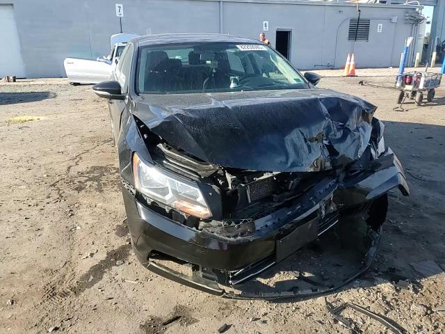 2016 Volkswagen Passat Se VIN: 1VWBT7A33GC011565 Lot: 82259085