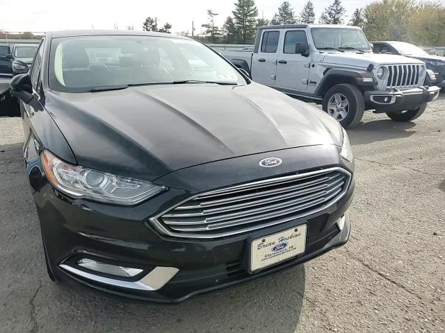 2017 Ford Fusion Se VIN: 3FA6P0HDXHR261781 Lot: 90068585