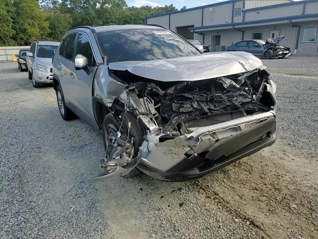 2022 Toyota Rav4 Xle VIN: 2T3W1RFV1NW190151 Lot: 81939565