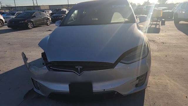 2018 Tesla Model X VIN: 5YJXCAE20JF091876 Lot: 86092265