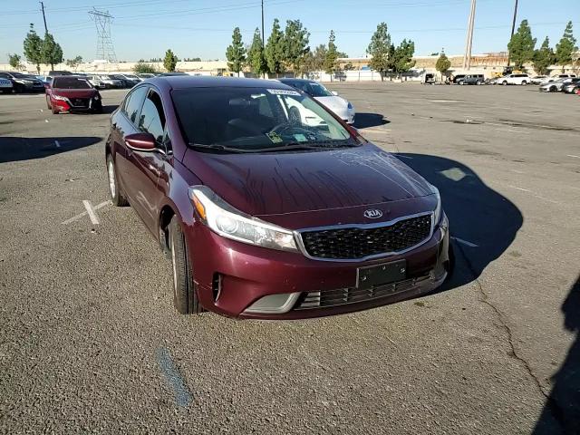 2017 Kia Forte Lx VIN: 3KPFK4A77HE053059 Lot: 90382285