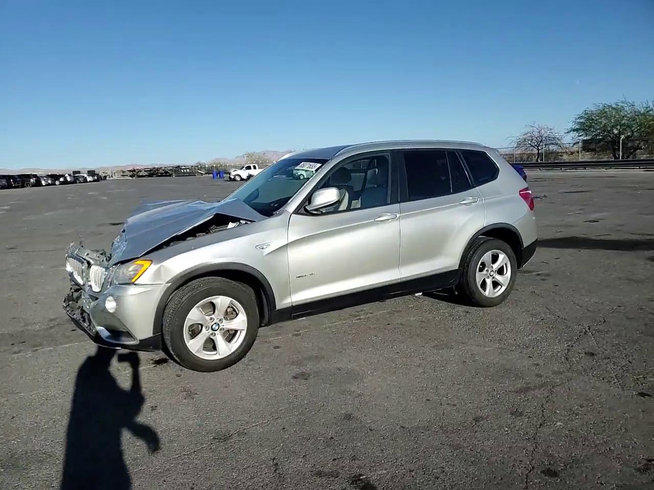 Фото: 5UXWX5C57CL721413